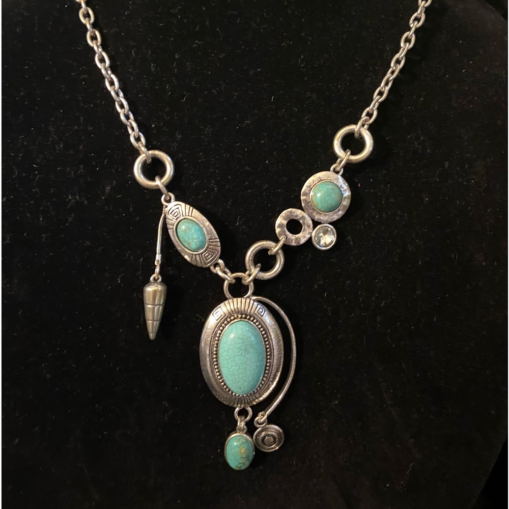 Jewelry necklaces